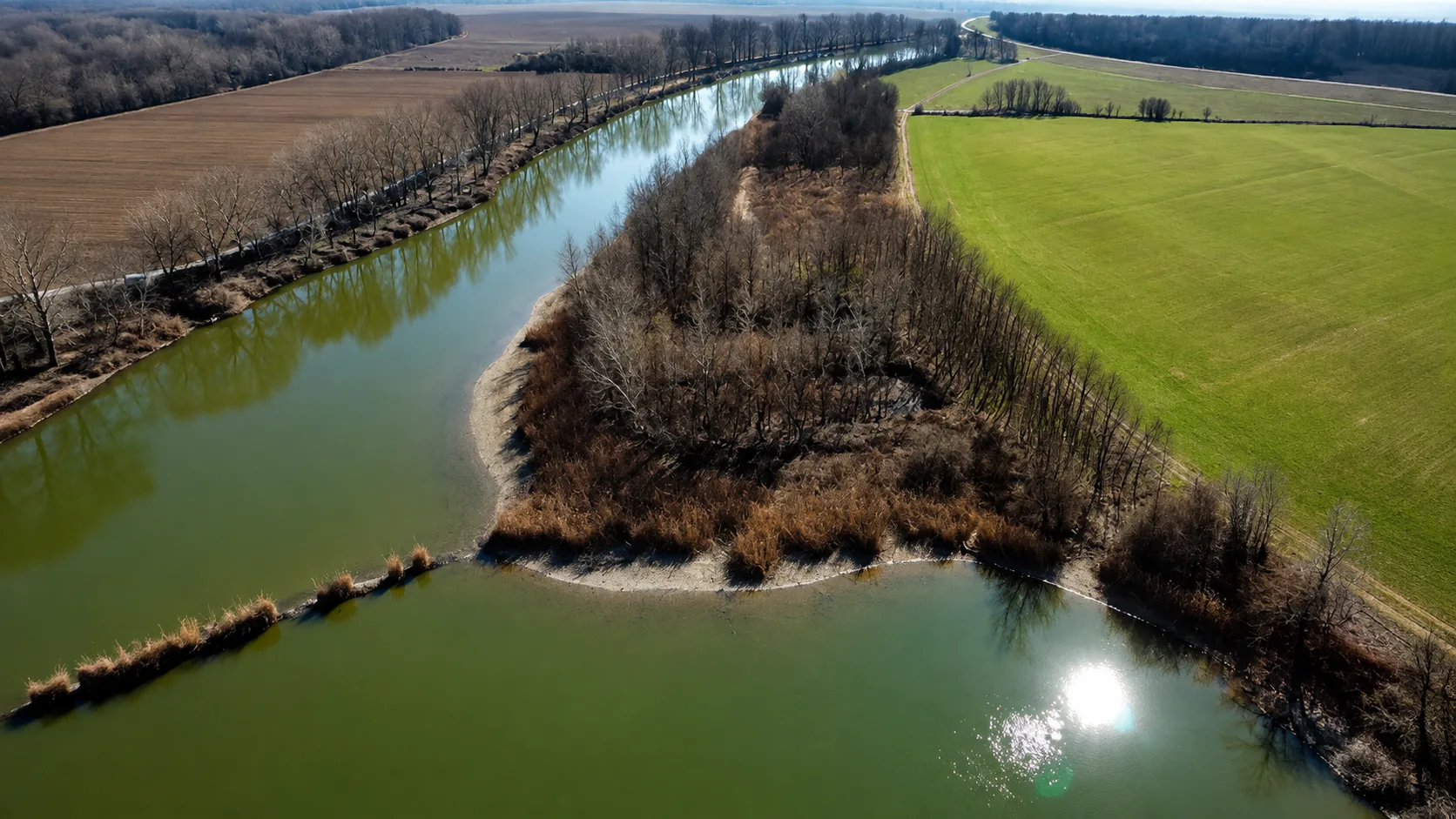 A Mámai-Holt Tisza partja